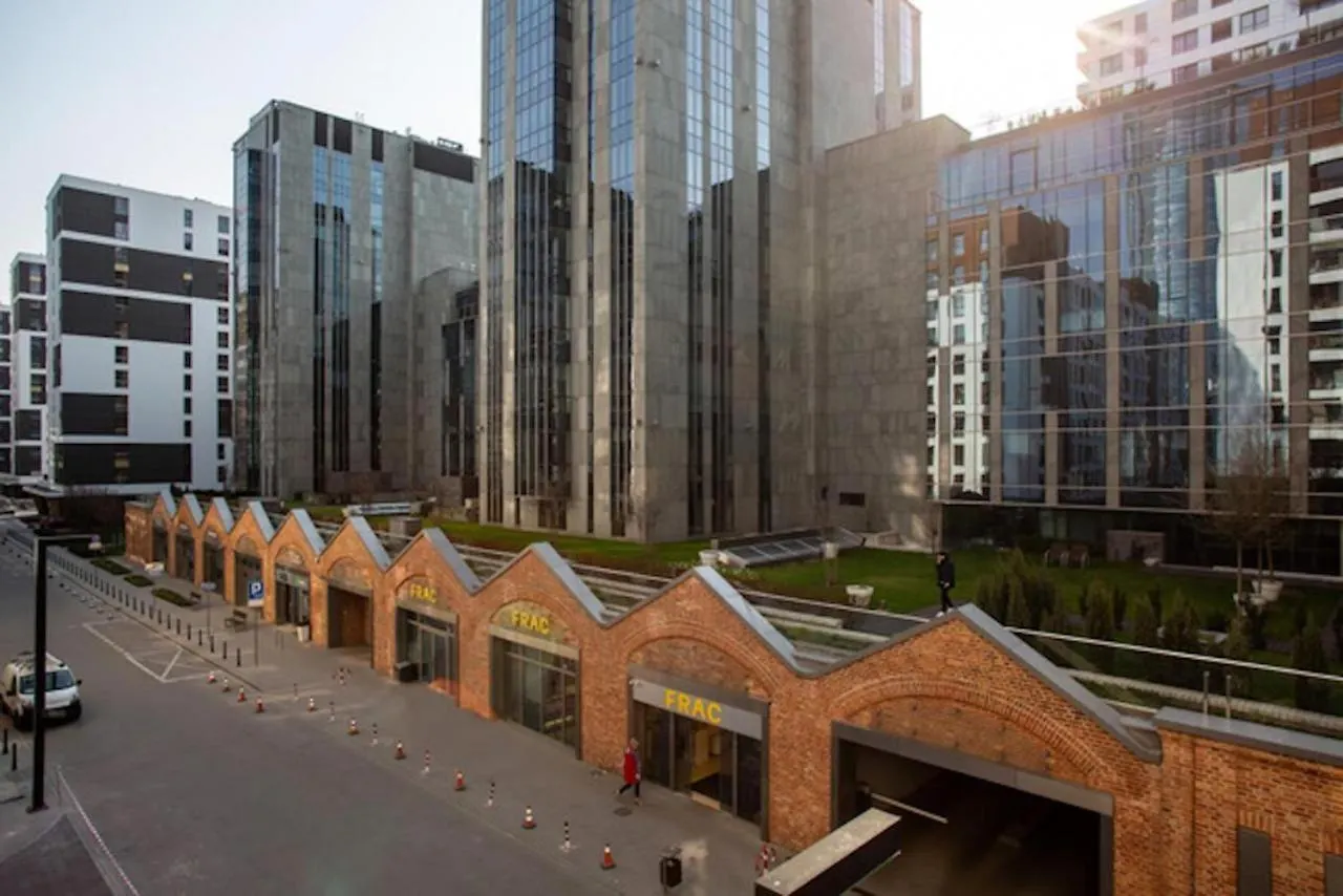 Close-Central Warsaw Apartment - Great Location- Big Luxury Apartment In The Center - 85-5 Poland