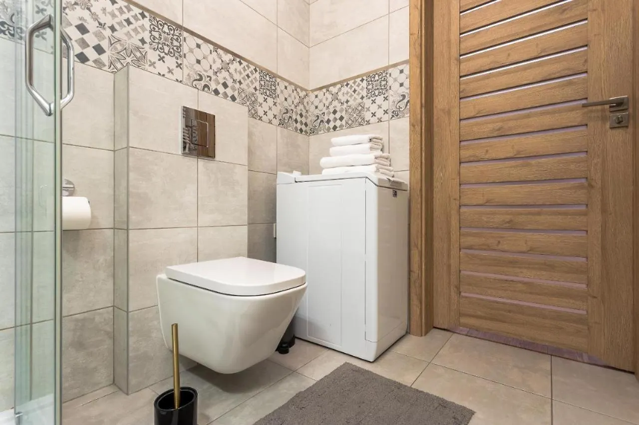 Close-Central Warsaw Apartment - Great Location- Big Luxury Apartment In The Center - 85-5 Poland